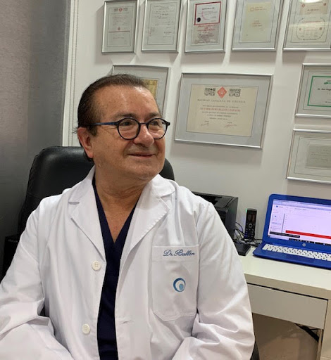 Dr. Ballón - Cirujano Vascular