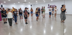 Escuela De Baile OleTuSalsa