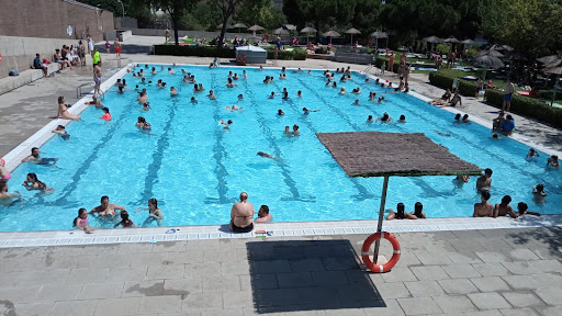 Piscinas municipales recreativas Fontsanta