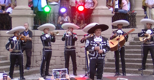 Mariachi en Barcelona Roberto Aguilar