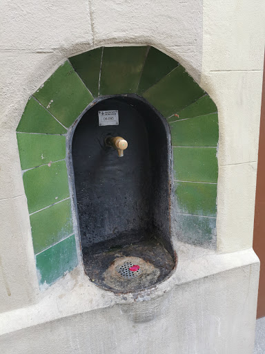 Fuente de agua potable 06-095