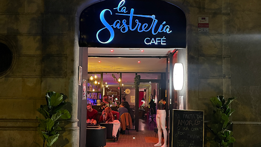 La Sastrería Café