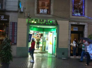 FARMÀCIA CLAPÉS