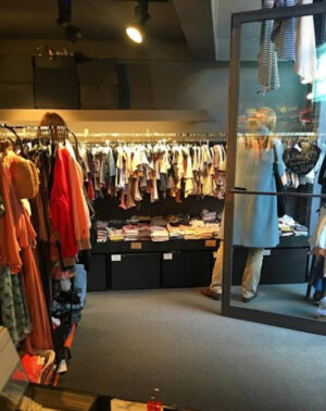 ,248 Outlet