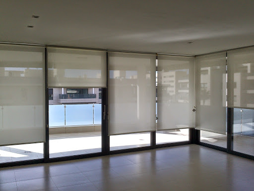 GRUP BCN CORTINAS. CORTINES, TENDALS I PERSIANES BARCELONA (URGELL)