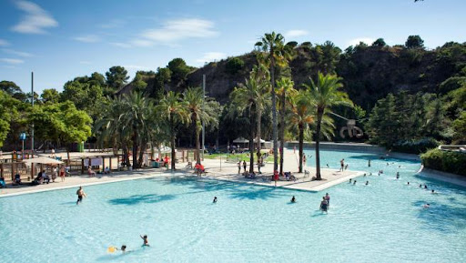 Lago Piscina de La Creueta del Coll