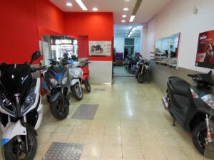 Universal Motos