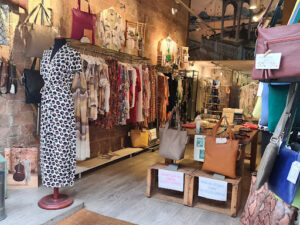 CUIR BCN Barcelona, botiga de bolsos de pell a Barcelona