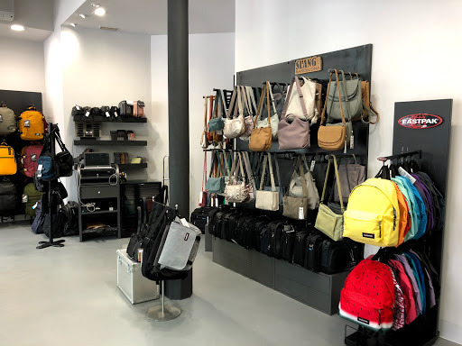 BAQS - Tienda de maletas, bolsos y mochilas en Barcelona