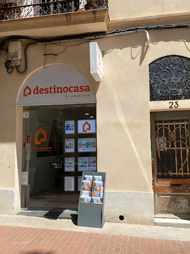 Destinocasa Inmobiliaria en Clot, Barcelona Compra, venta y alquiler de pisos y locales