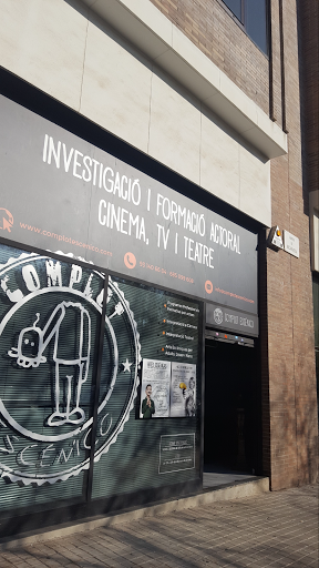 Complot Escénico: Escuela Profesional para Actores y Actrices de Cine, Tv, y Teatro en Barcelona