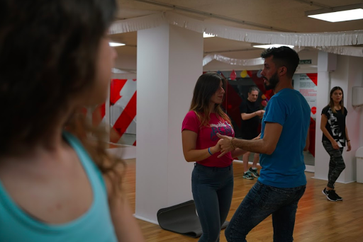 Bcn Baila - Salsa classes - Bachata and more!