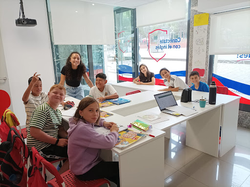 English Connection Academia de Inglés - Nou Barris Barcelona