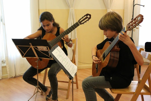 AULA DE MÚSICA 7, escola de música.